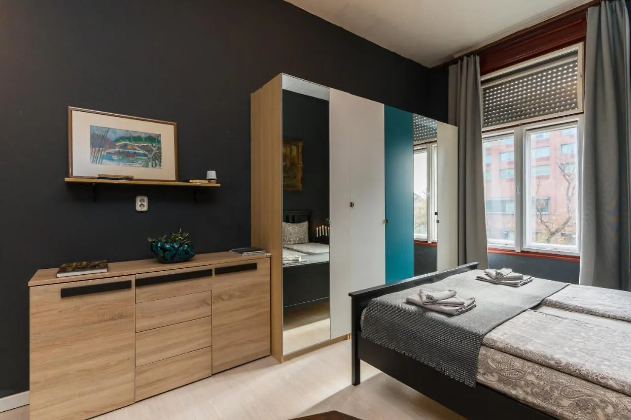Westend Apartment Будапешт Венгрия